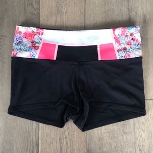 Size 4 Reversible Lululemon Spandex